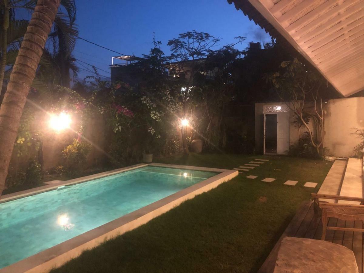 Villa Jalun Seminyak Exteriör bild