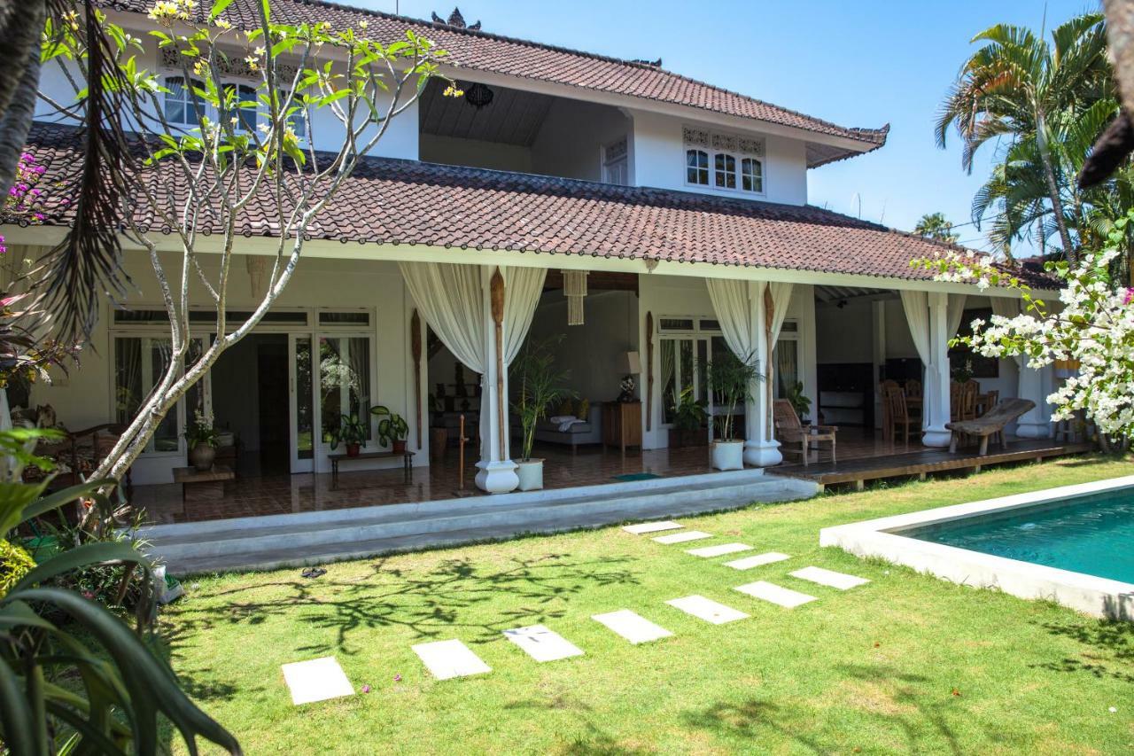 Villa Jalun Seminyak Exteriör bild